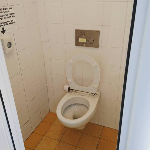 Riomaggiore, toilet interior, toilet